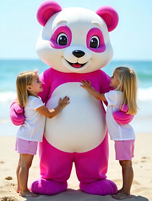 Mascotte Panda Pink