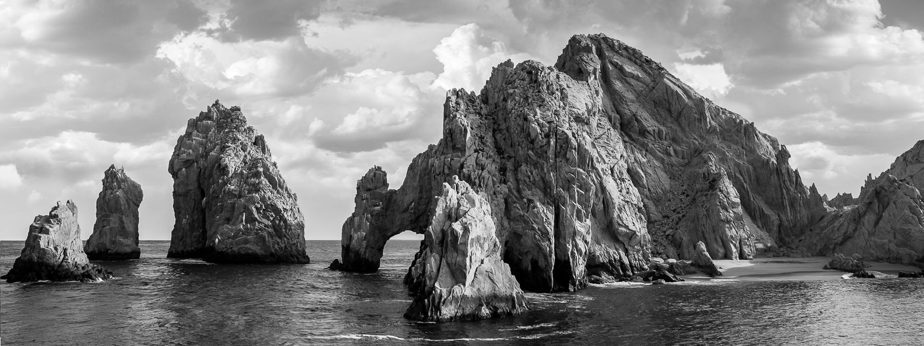 Land’s End is where the Pacific Ocean meets the Sea of Cortez. Seascape photography print and wall art.
