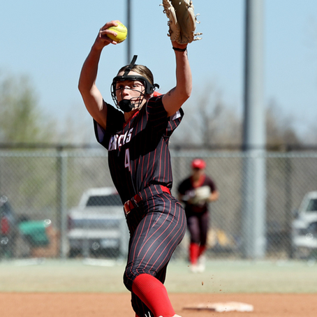 Avery Schneringer Claims NAIA National Pitcher of the Week Honors