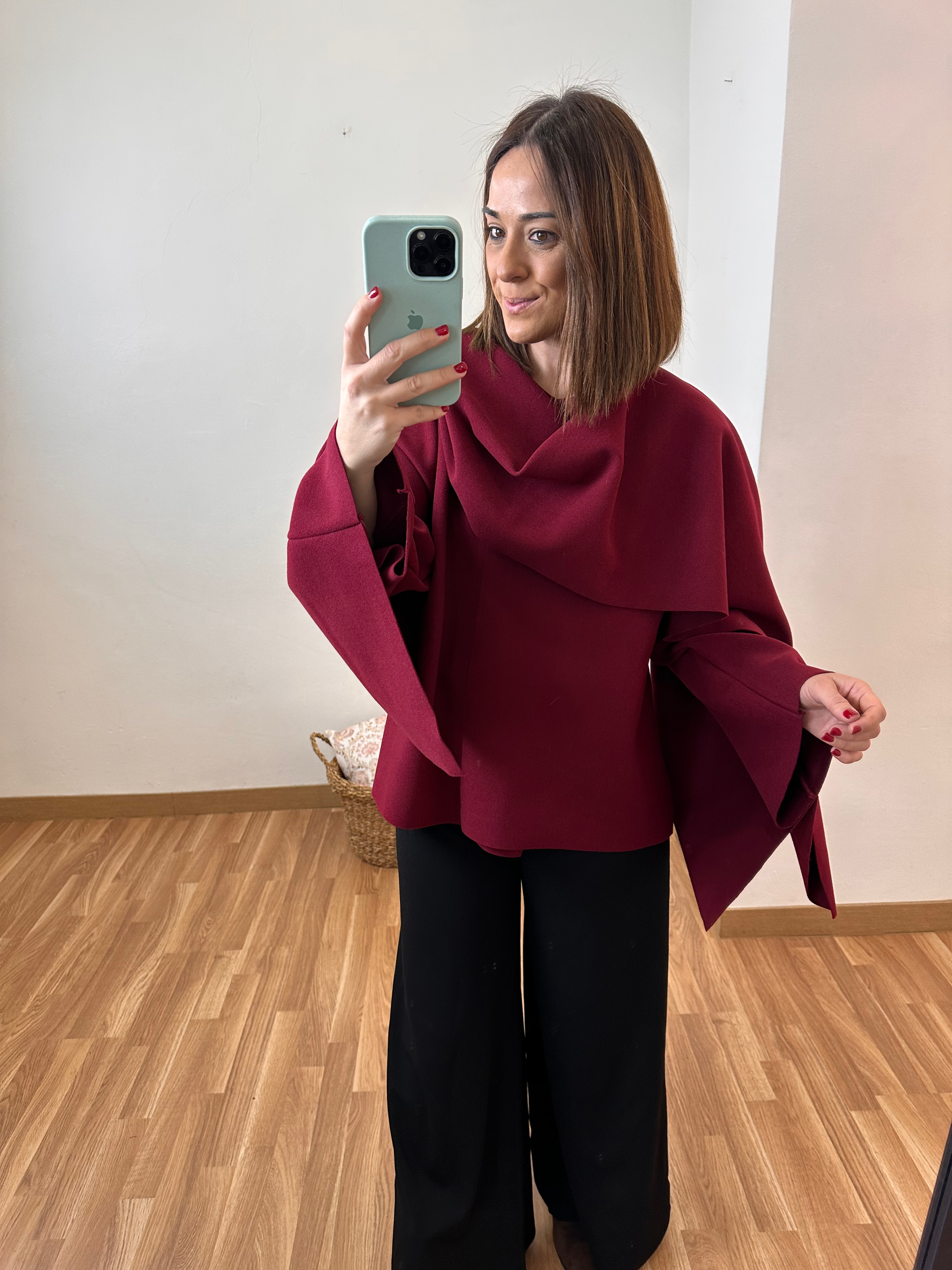 Capa de paño Burdeos