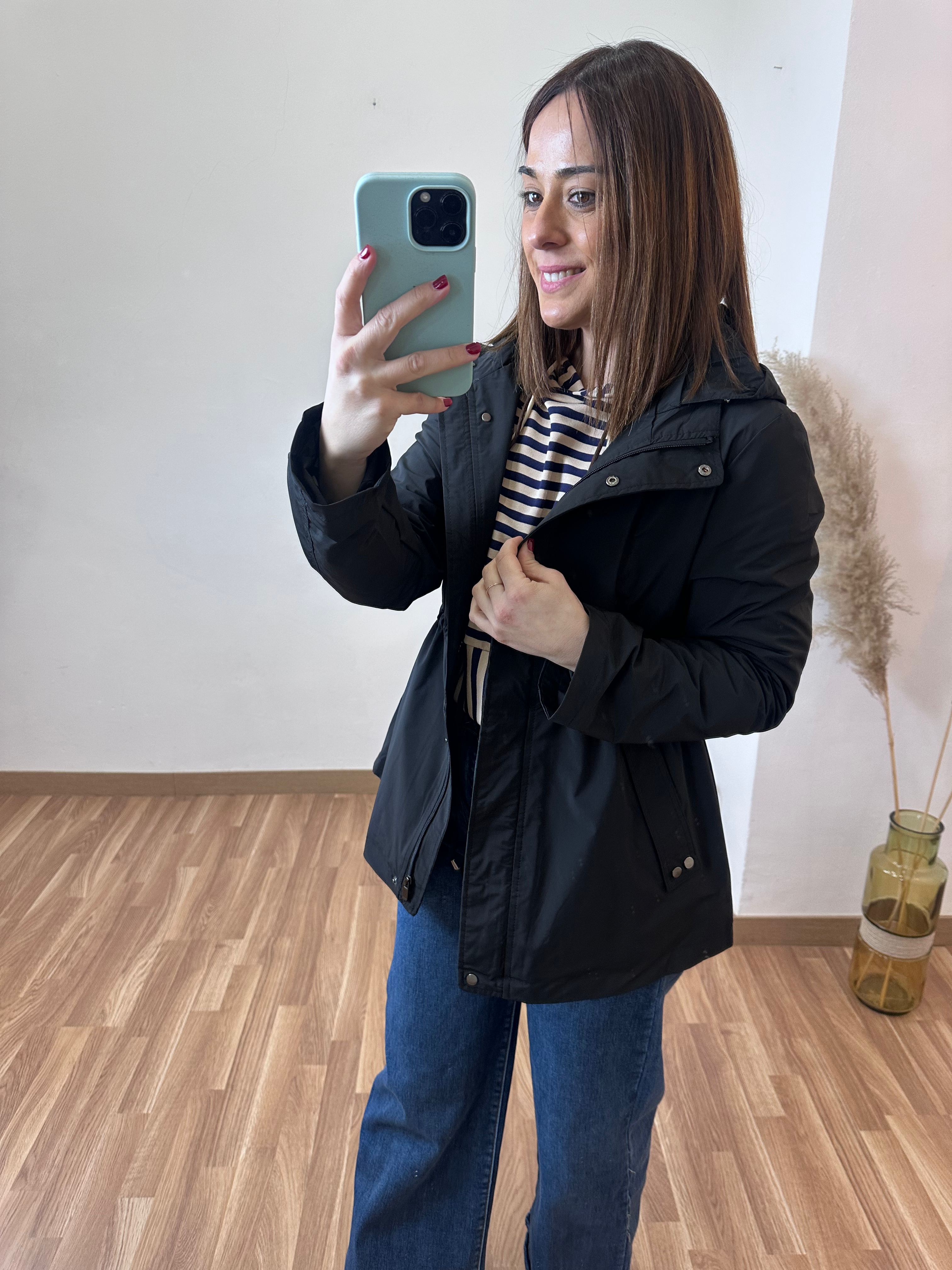 Chaqueta cortavientos Maite negro