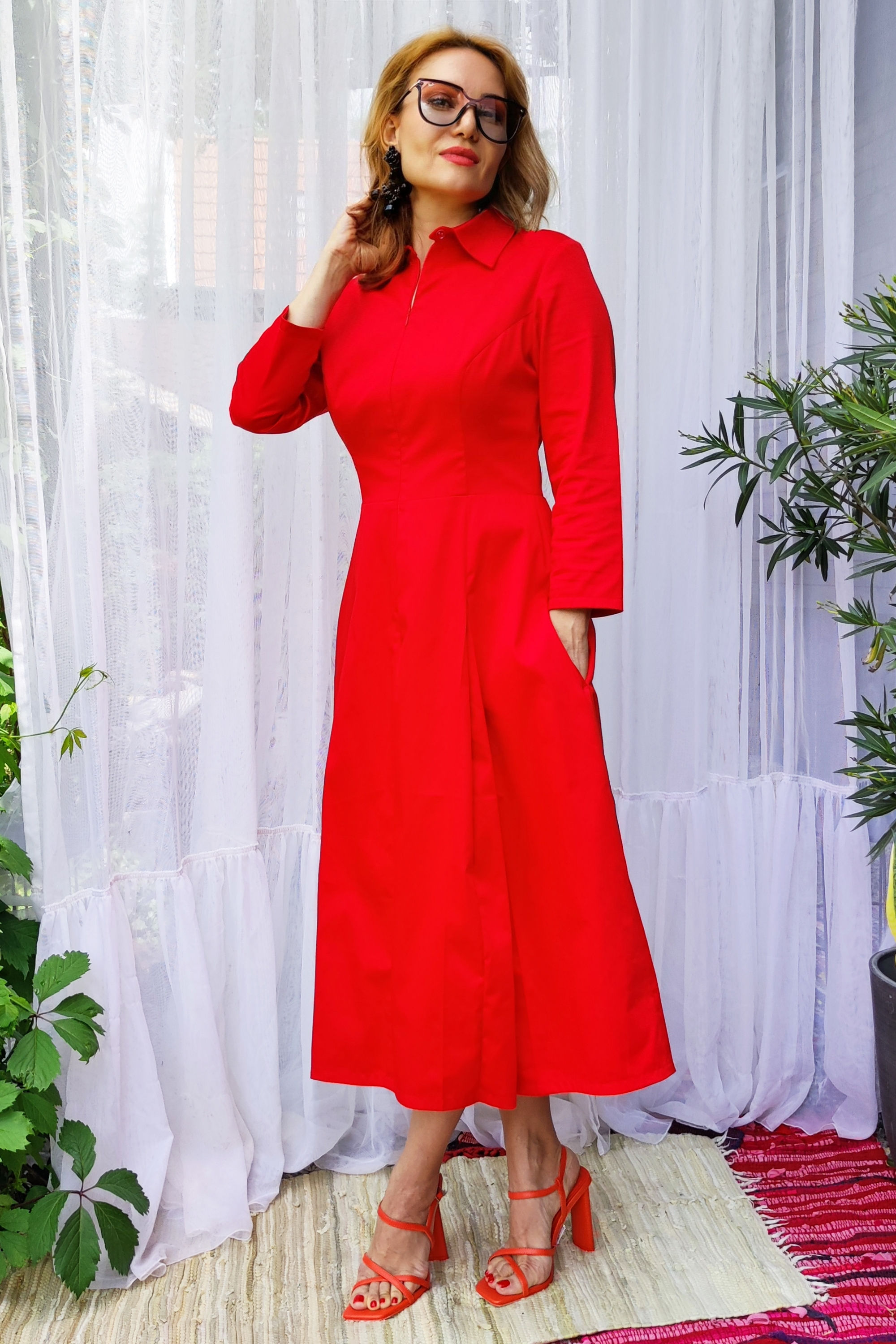 | FREYA | quintessential dress | lipstick red