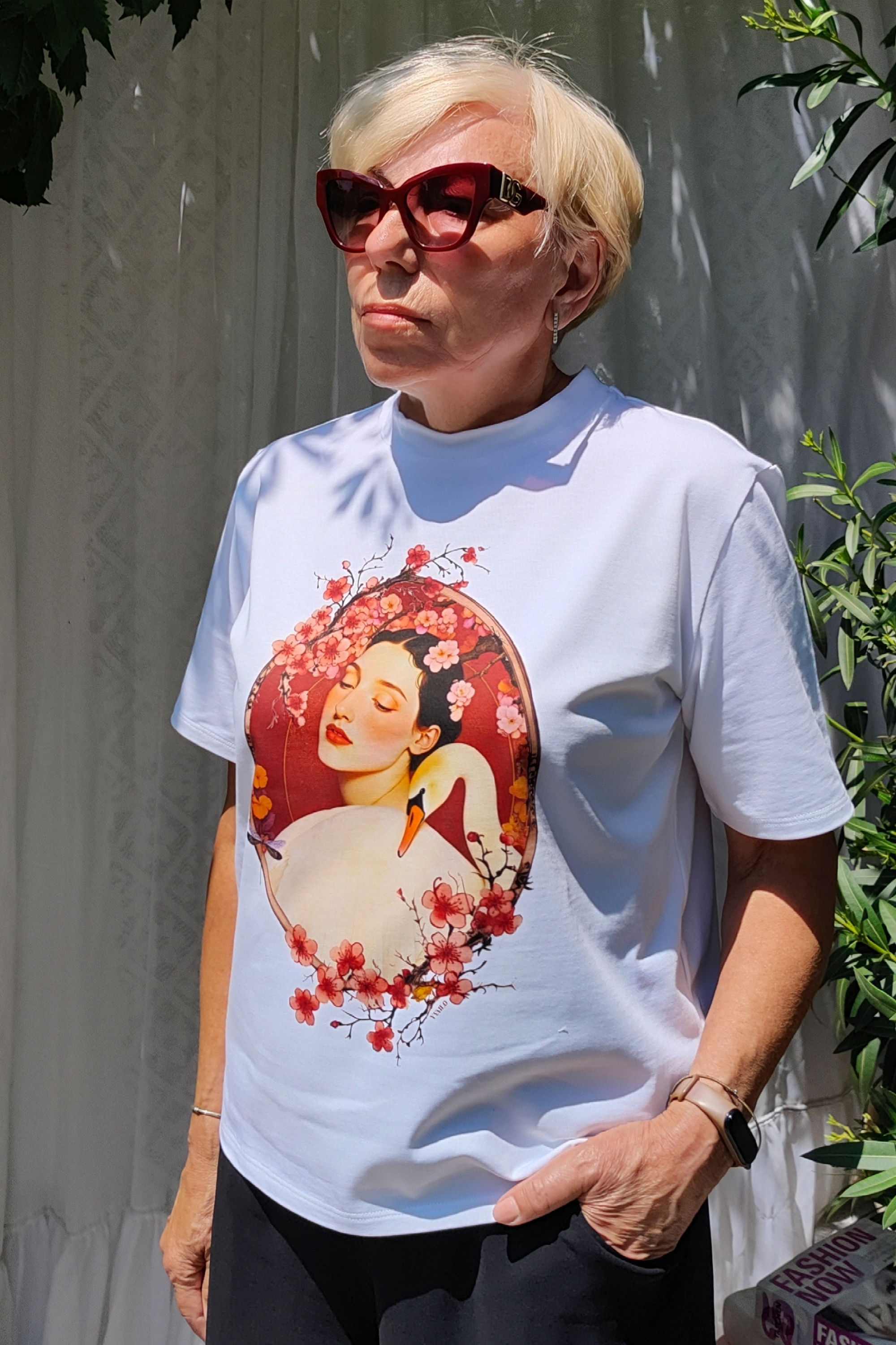 LEDA AND THE SWAN | iconic tee | soft white cotton