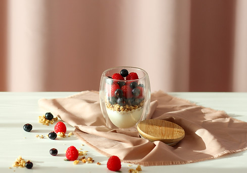 Iogurte com Granola e Frutos Vermelhos | Receita Nutricionista Micaela Lopes Vicente