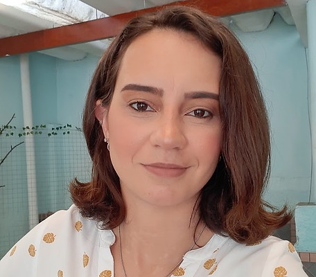 FOTO CAROLINA PIMENTEL.jpg