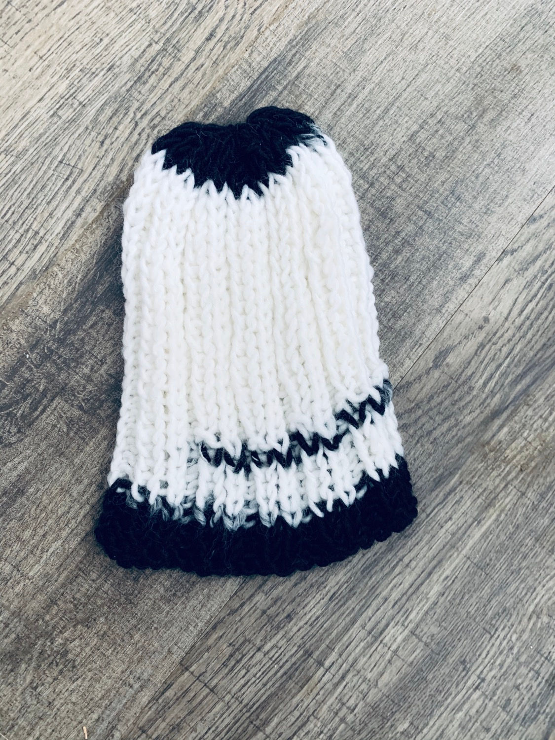 Black and white knit hat
