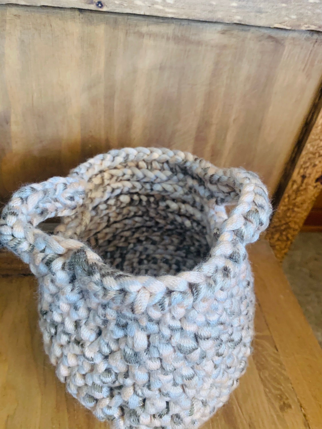 Elegant crocheted decor basket