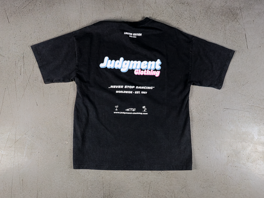 T-Shirt mit kleinem Frontprint und großem Rückendruck – Siebdruck mit Neonfarben und Puff-Effekt, hergestellt in Portugal