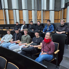 Exkursion zum Abgeordnetenhaus Berlin am 30. April