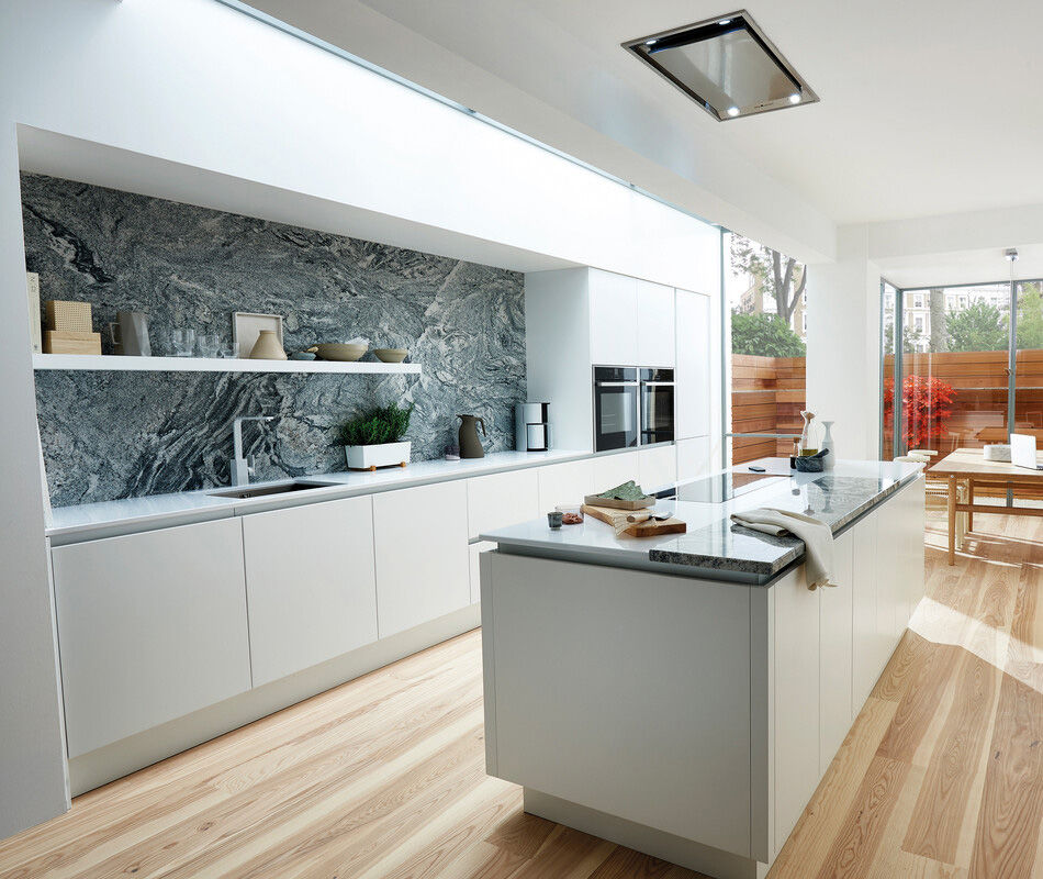 Porter Linium_White.jpg