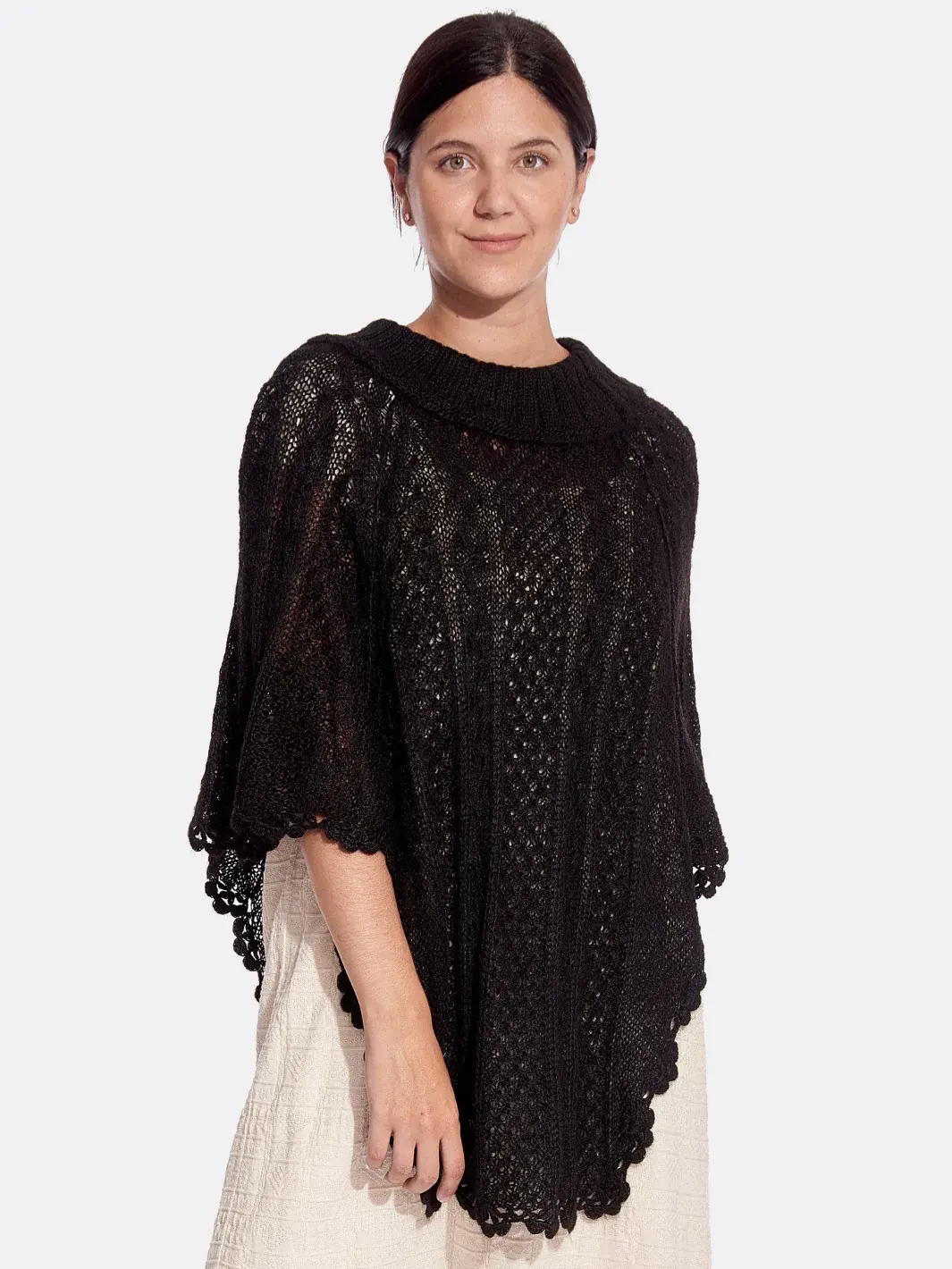 Poncho Carmela preto