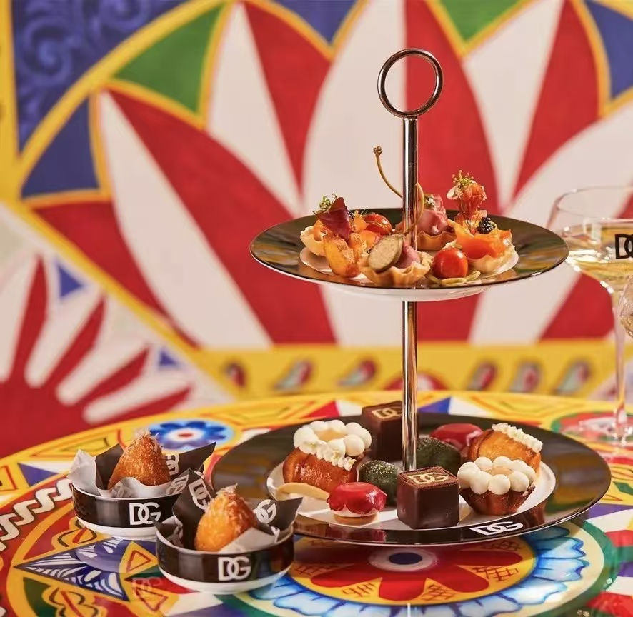 La dolce vita: an afternoon tea at Dolce & Gabbana Caffè