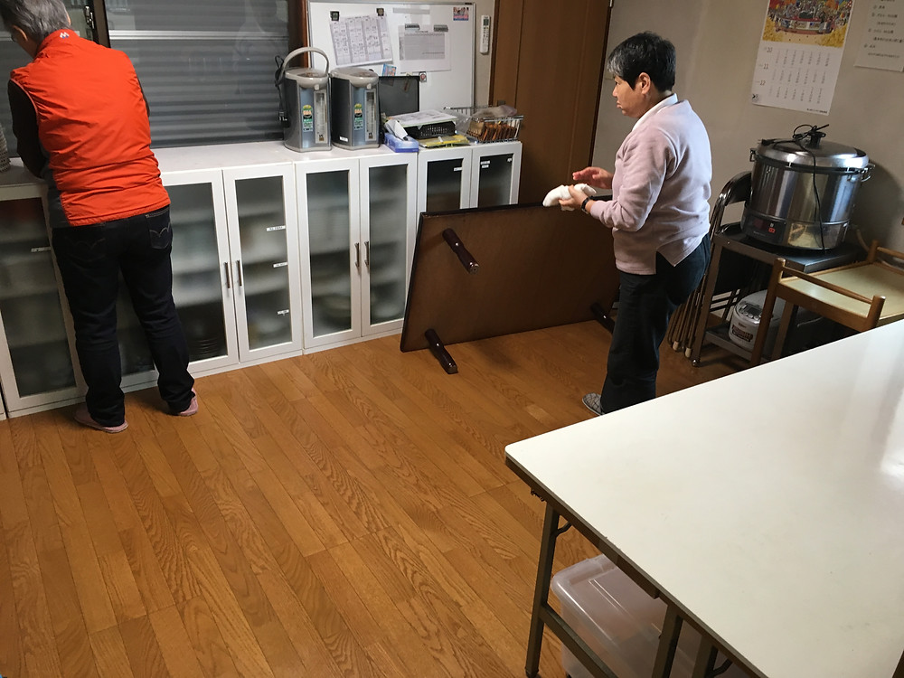 隅まで掃除