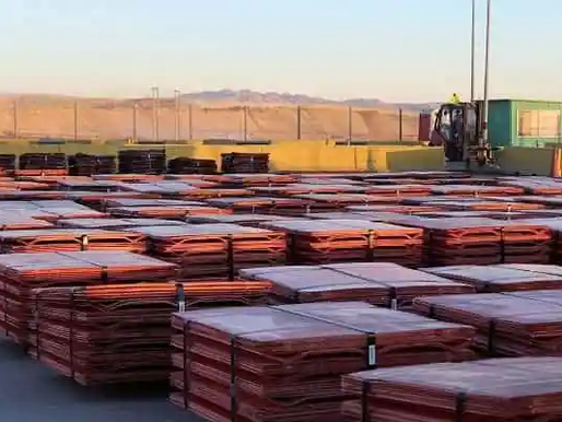 Preocupación por el crecimiento hace caer el precio del cobre