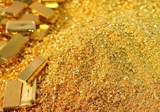 Oro sube, pero se encamina a tercera caÃda semanal por perspectivas de tasas