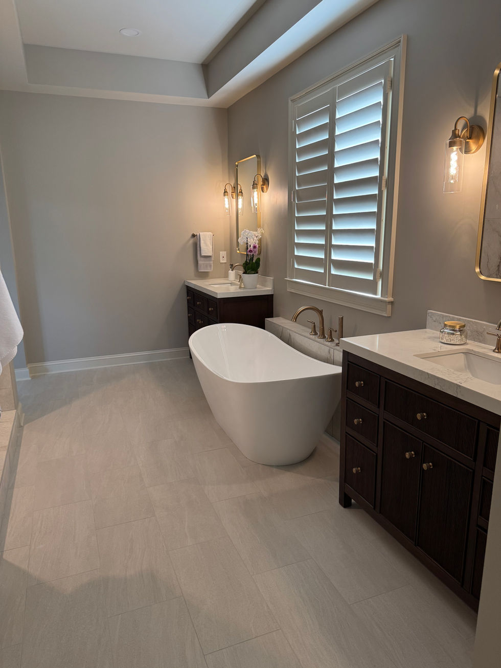 large long shower.jpeg