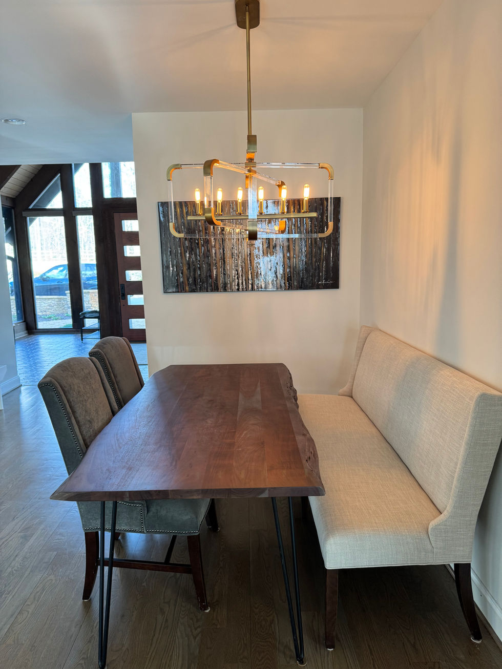bench dining room.jpeg