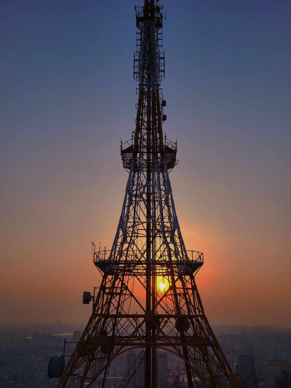 B612_20250403_223621_986