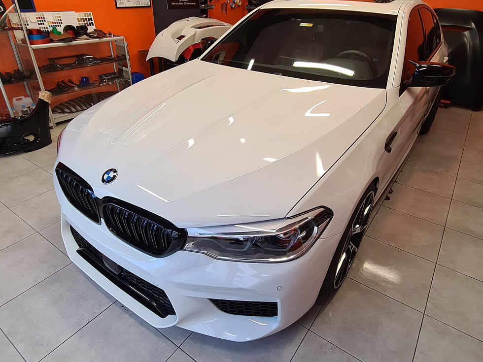 Thumbnail: Bmw G30 5 Serisi M5 Kaput
