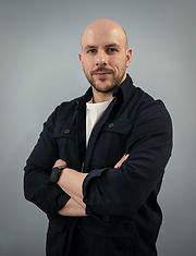 Chiropractor (Mark Kingham)