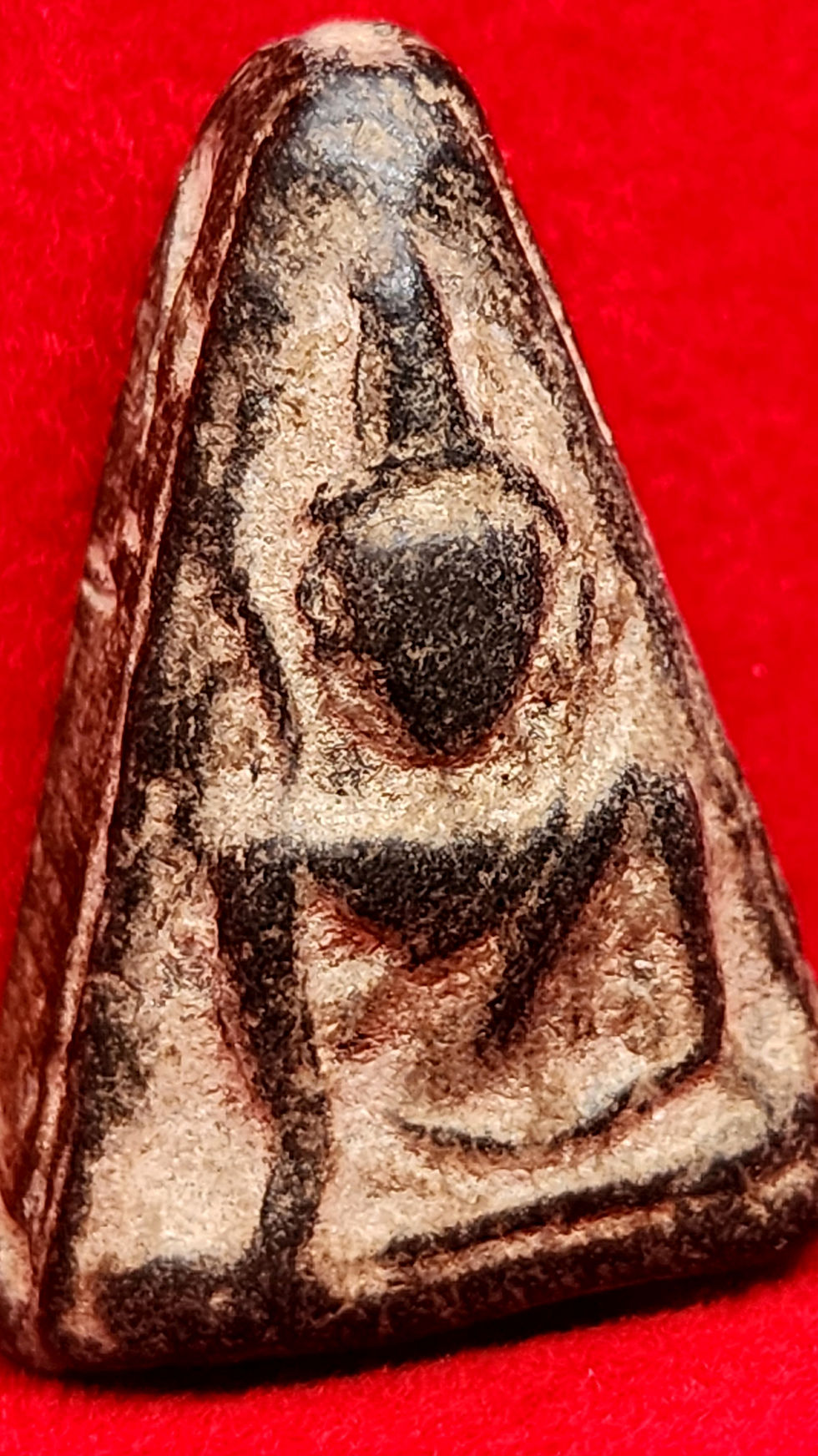 Thumbnail: Phra Somdej Nang Phaya, Black Material, Small Raised Chest Print. (Old)