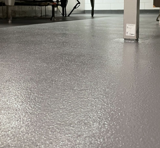 high performance epoxy flooring systems and industrial grade epoxy resin coating for residential, commercial and industrial interior and exterior surfaces. Industrial grade epoxy resin coating products transform floors into durable and easy to maintain surfaces. non-skid grit additive for epoxy floor