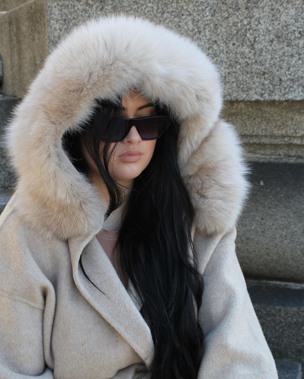 Thumbnail: Hooded cashmere coat