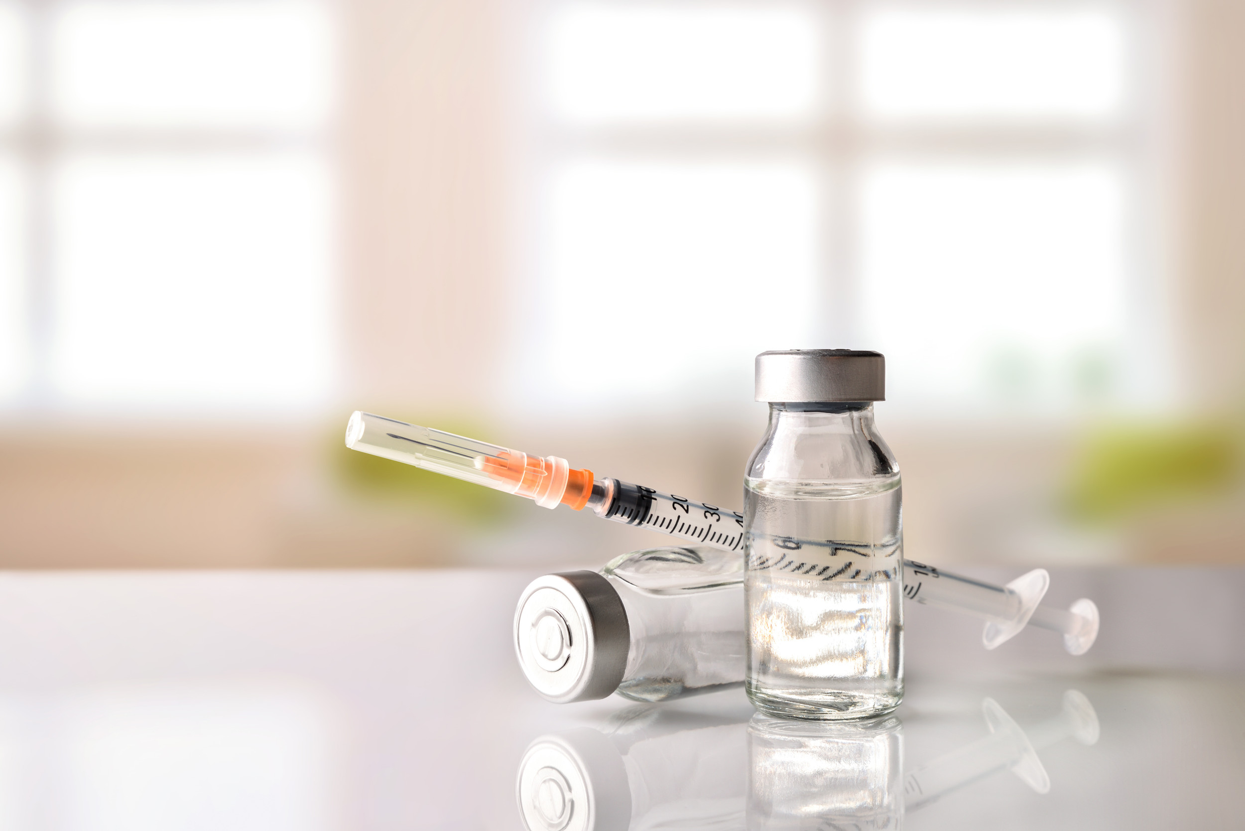 what are the effects of vitamin b12 injections VITAMIN B12 DEFICIENCY  What is vitamin B12 deficiency?  Vitamin B12 is  important for nerve health, red blood cell formation, and normal brain  function.  When B12 is low, symptoms may
