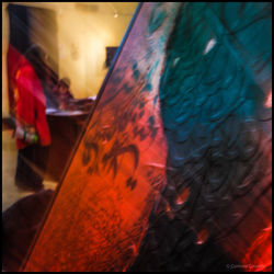 28516005_1825582947515515_80621823105040