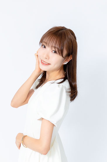 菅野吏砂.jpg