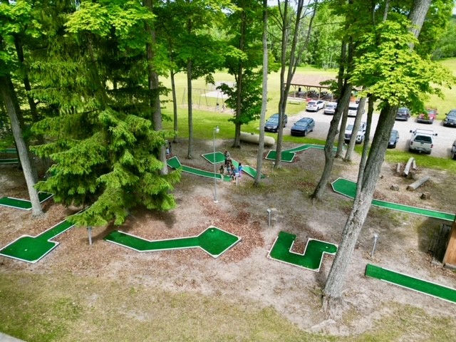 mini golf
