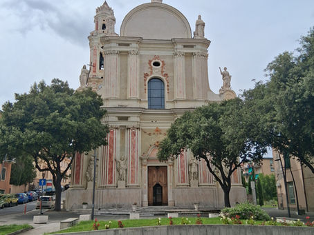 esterno chiesa san giovanni battista vado ligure