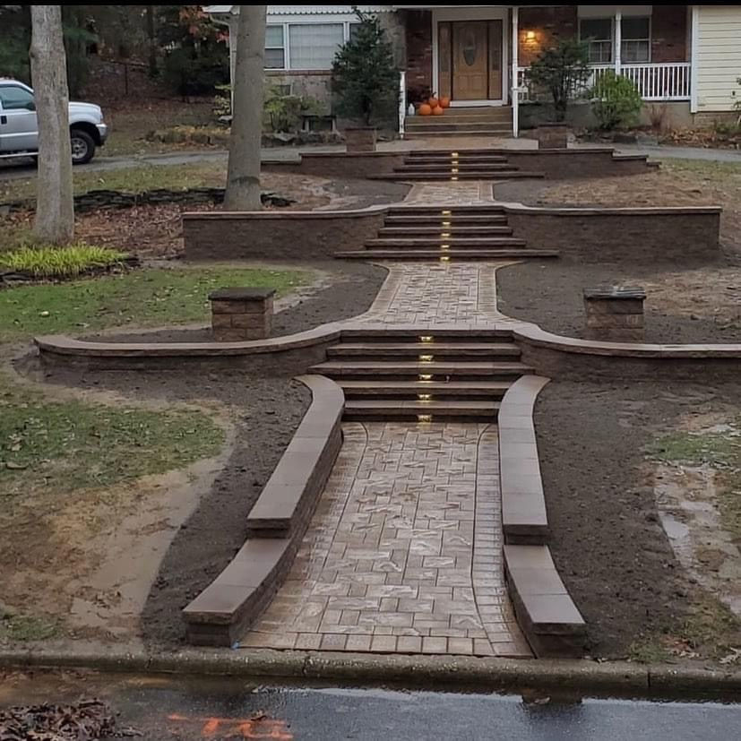 Backyard paver walkway with steps built by Liberty Mason Work