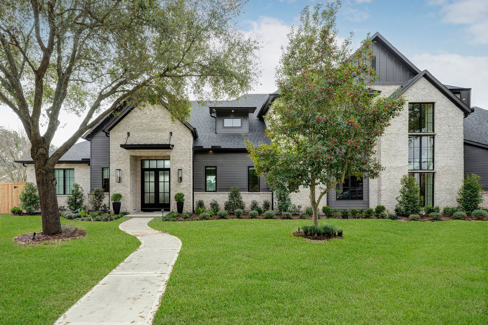 Modern traditional custom home in Houston