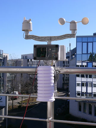 https___www.elektormagazine.fr_assets_upload_images_8_20181221133954_180468-024-00-ORIGINA