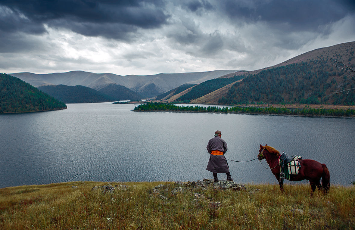 8 DAYS TOUR: HORSE TREKKING TO THE EIGHT LAKES