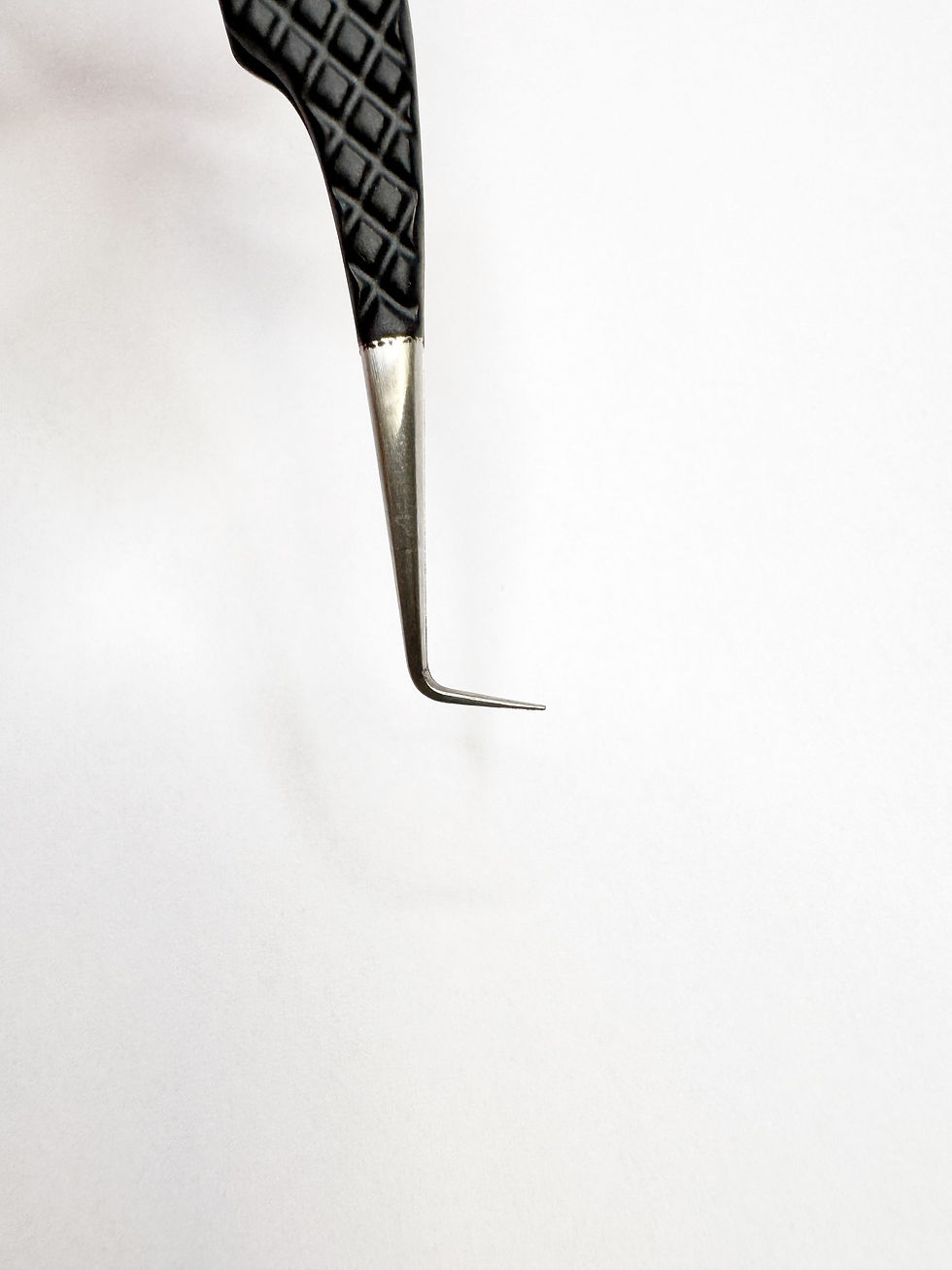Thumbnail: Curved Tweezer BR 04
