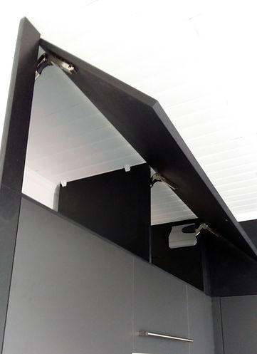Caisson de rangement avec ouverture vers le haut