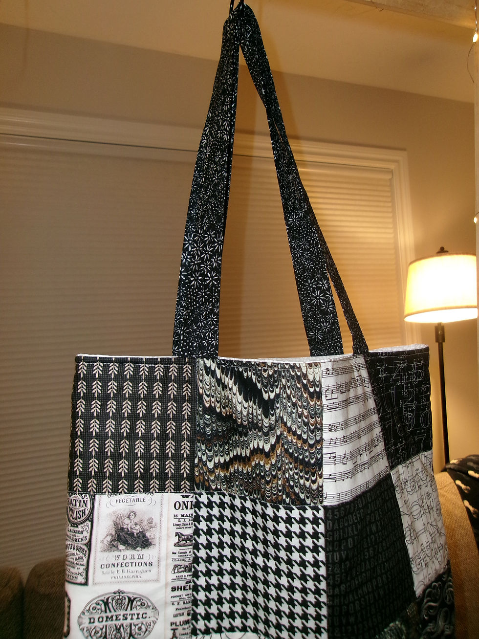 Miniature : Grand tote bag noir et blanc