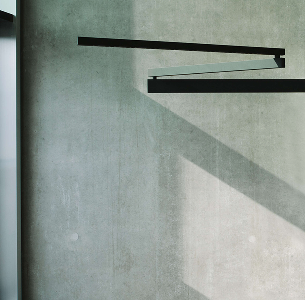 Minotti, B&B Italia, Cassina, Flexform, Poltrona Frau, Altagamma, купить, Москва, Flos, Black Flag,  светильник,
