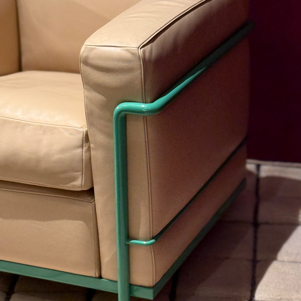 Minotti, B&B Italia, Cassina, Flexform, Poltrona Frau, Altagamma, купить, Москва, LC2, кресло,