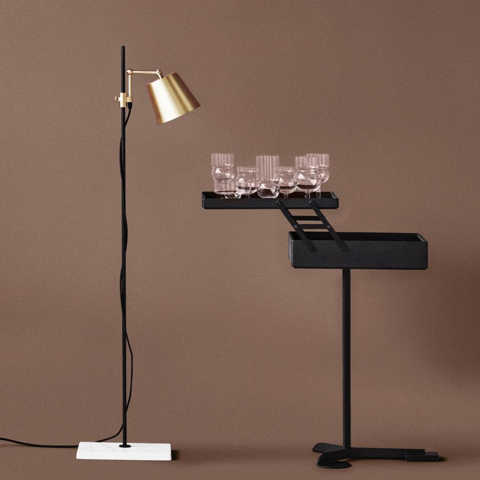 Minotti, B&B Italia, Cassina, Flexform, Poltrona Frau, Altagamma, купить, Москва, Karakter, Comodo, столик,