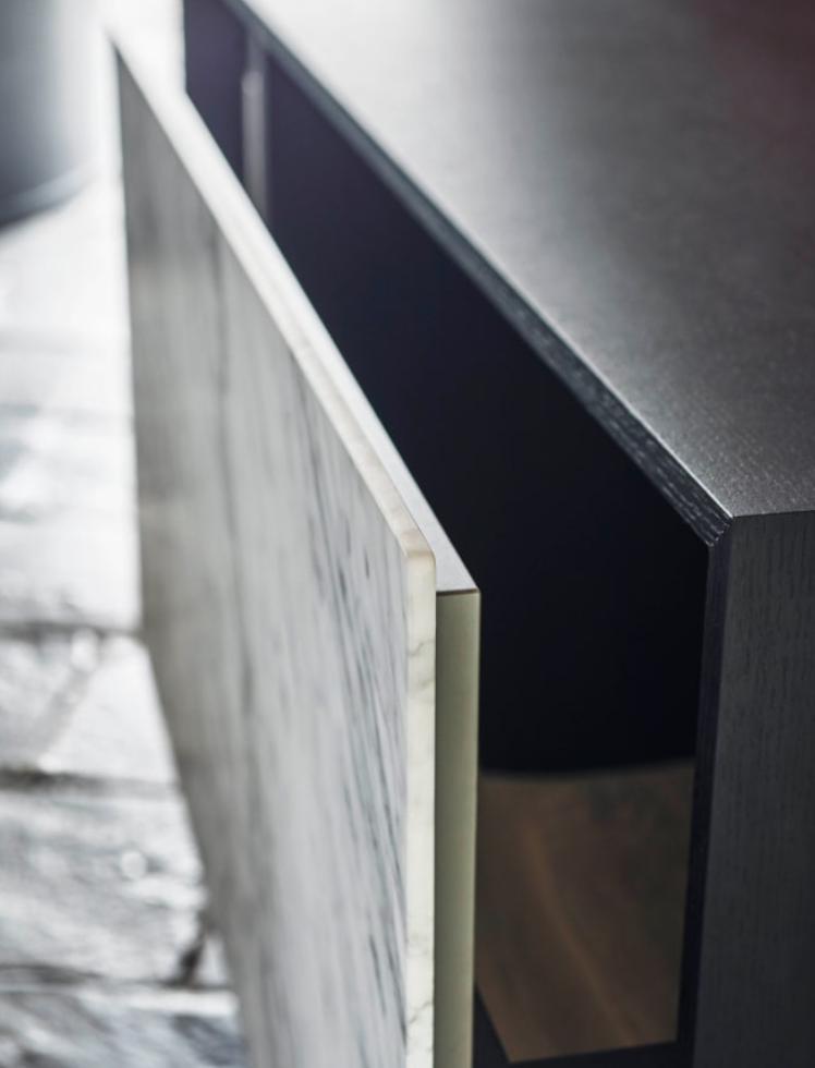 Minotti, B&B Italia, Cassina, Flexform, Poltrona Frau, Altagamma, купить, Москва, Agape, Lato, подвесной шкафчик,