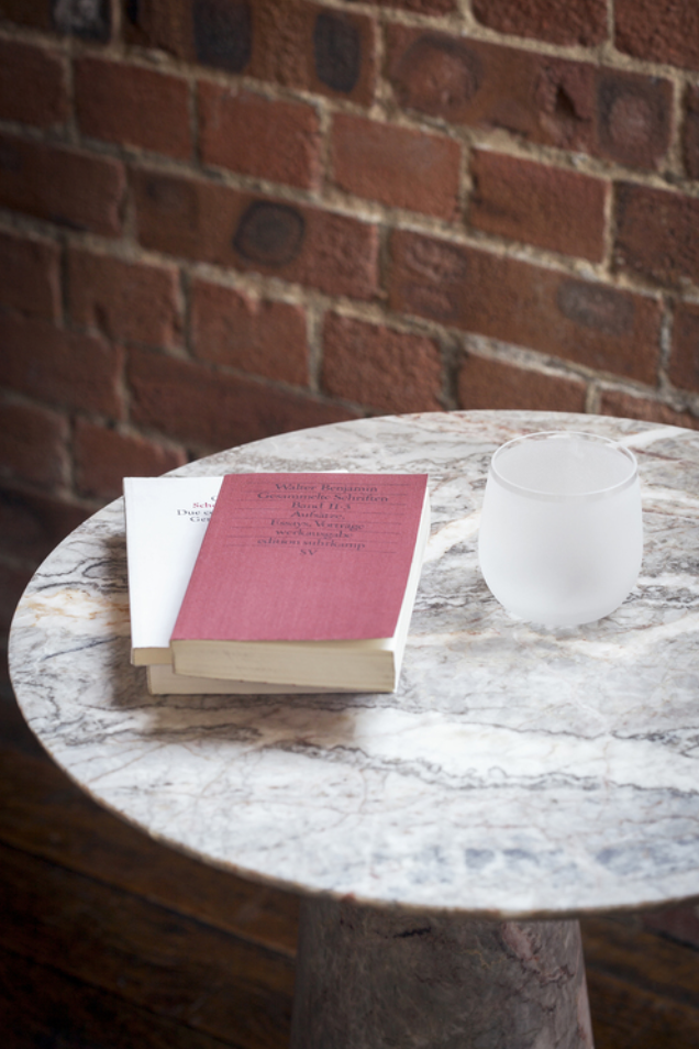 Minotti, B&B Italia, Cassina, Flexform, Poltrona Frau, Altagamma, купить, Москва, Ilary Monolite, столик,