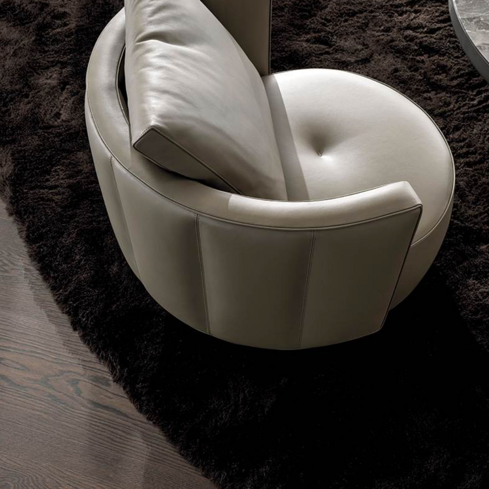 Minotti, B&B Italia, Cassina, Flexform, Poltrona Frau, Altagamma, купить, Москва, Torii Bold, кресло,