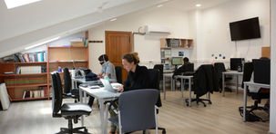 Teletrabaja desde el corazón de los pueblos y conecta con una comunidad de personas curiosas y conscientes que están buscando bajar revolu