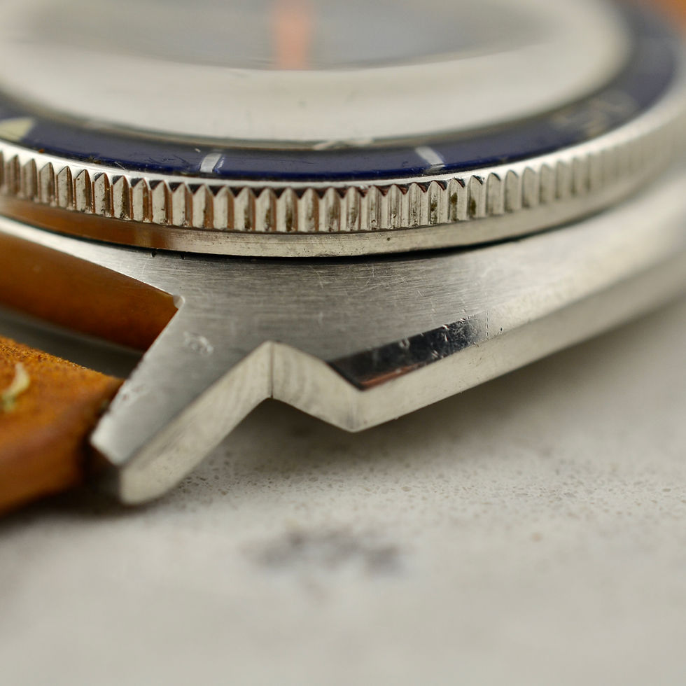 Thumbnail: Neuchâtel SuperAutomatic, bakelite bezel, in stainless steel