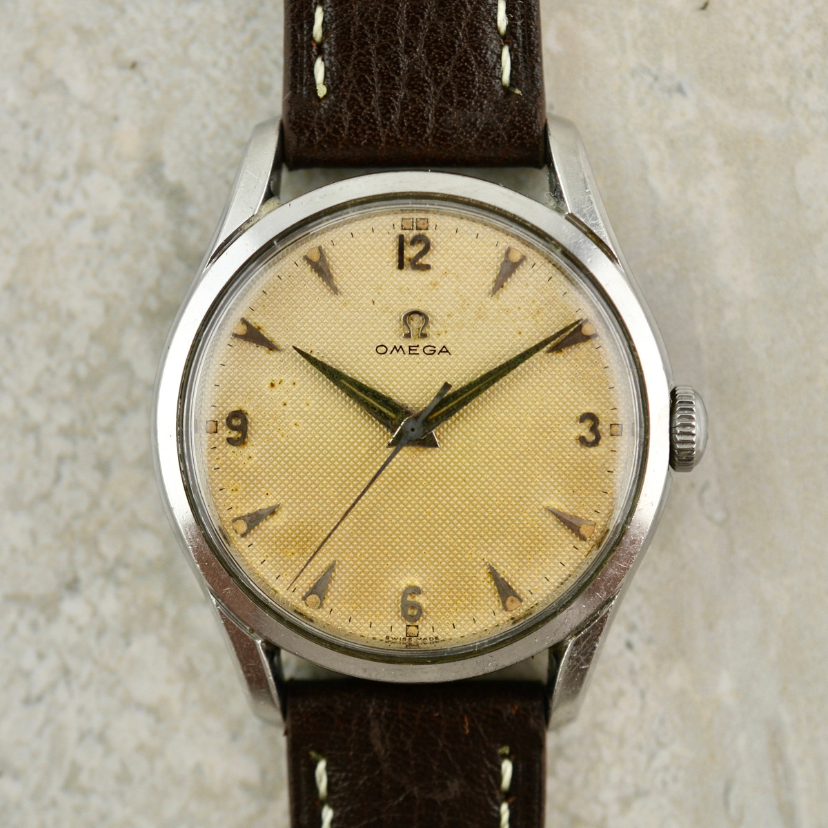 Omega oversize Calatrava, waffle dial, ref. CK 2640-8 SC in steel.