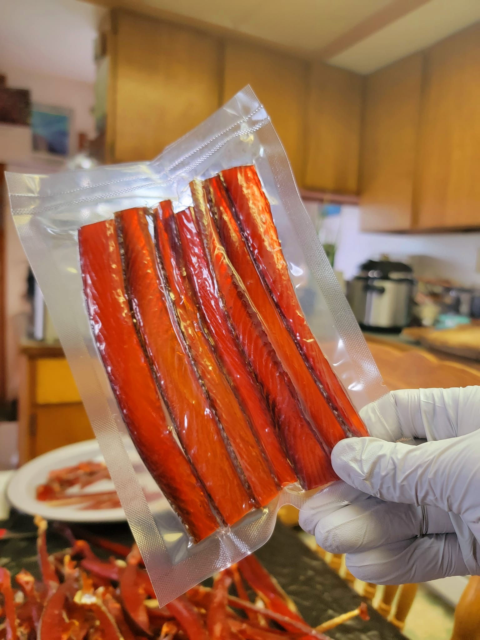 Red- Gold Smoked Salmon Strips (10 oz)