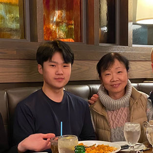 飛天學生家長心中的「飛天」與「神韻藝術團」